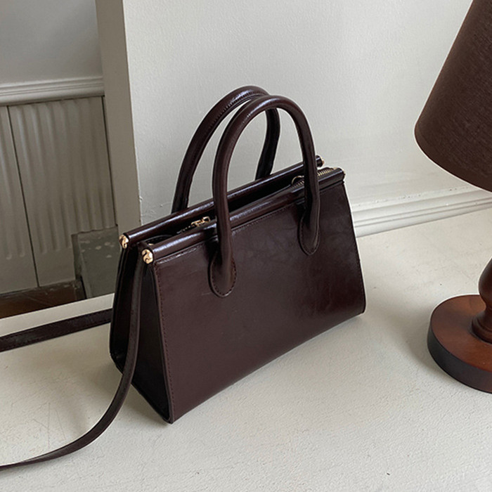 Sac à main vintage en cuir cir - Interior Design Vintage Style avis et prix